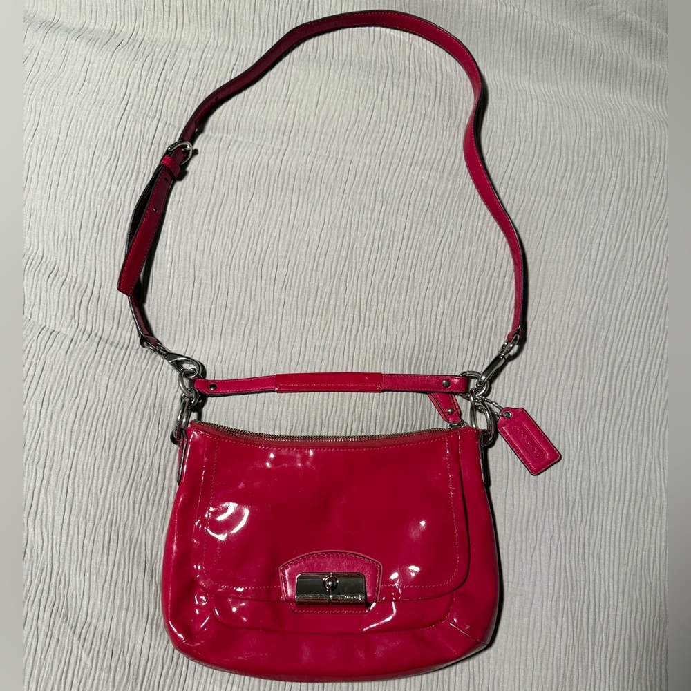 Coach Kristen Hobo Patent Leather - Raspberry